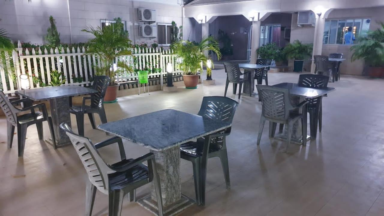 Prince Hotel Kano Kültér fotó