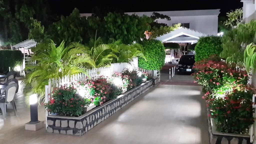Prince Hotel Kano Szoba fotó